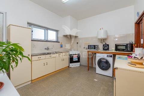 Moradia t3 + 3 em arruda dos vinhos