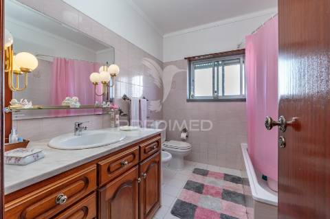 Moradia t3 + 3 em arruda dos vinhos