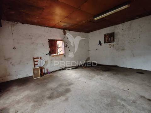 Moradia térrea para reconstrução