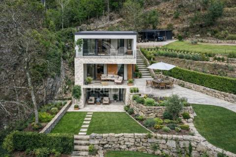 Terreno em vilar de veiga –  junto ao parque nacional da peneda-gerês