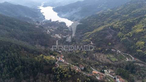 Terreno em vilar de veiga –  junto ao parque nacional da peneda-gerês