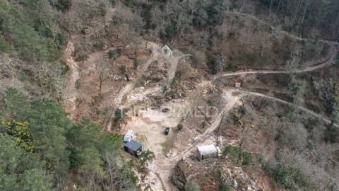 Terreno em vilar de veiga –  junto ao parque nacional da peneda-gerês