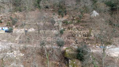 Terreno em vilar de veiga –  junto ao parque nacional da peneda-gerês