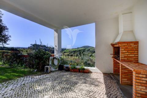 Moradia t7 com vista mar | lote de 787 m² | montesouros – mafra/ericeira