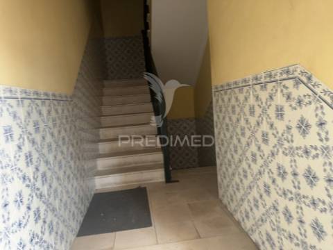 Moradia t2+2 arruda dos vinhos