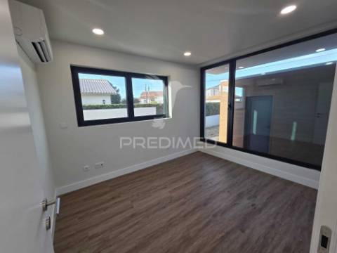 Moradia t4 em aradas