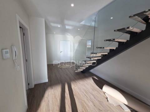 Moradia t4 em aradas