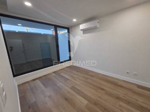 Moradia t4 em aradas