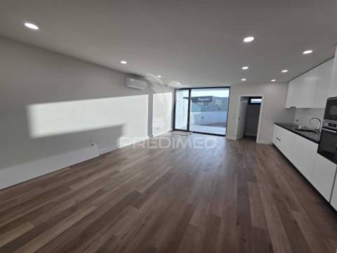 Moradia t4 em aradas