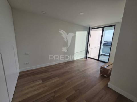 Moradia t4 em aradas