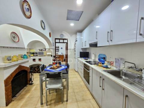 Moradia t4 em casével, concelho de castro verde.