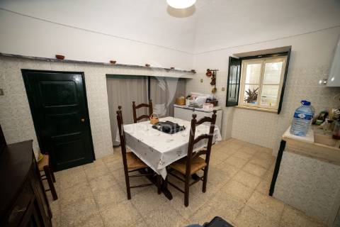 Quinta com 1,25ha e moradia t5 – ideal turismo rural perto de alqueva