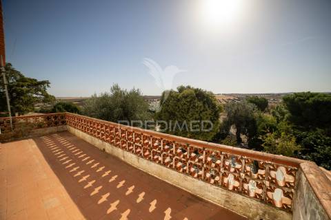 Quinta com 1,25ha e moradia t5 – ideal turismo rural perto de alqueva