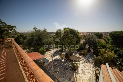 Quinta com 1,25ha e moradia t5 – ideal turismo rural perto de alqueva