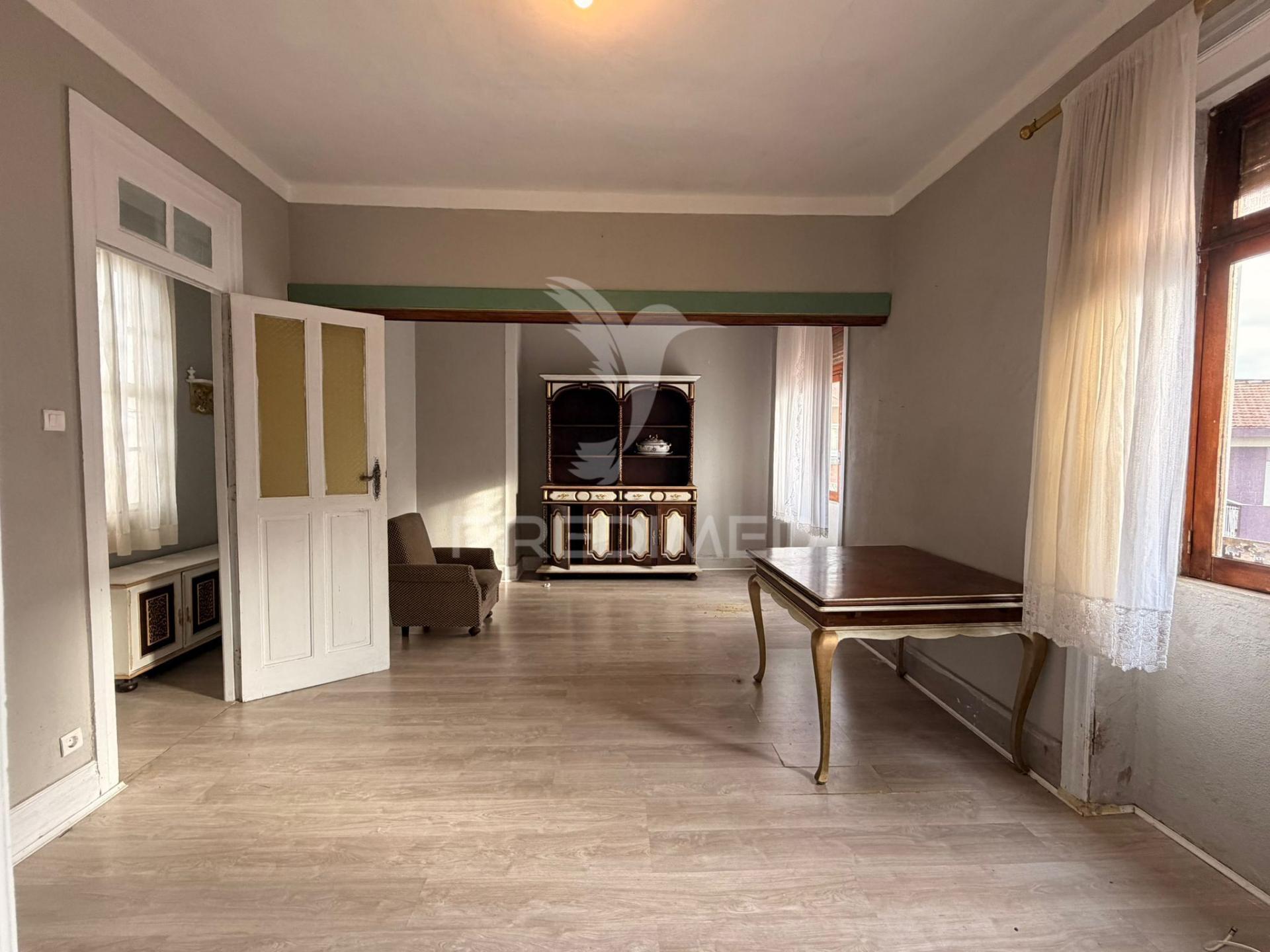 Andar moradia a 5 minutos da estação de coimbrões