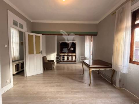 Andar moradia a 5 minutos da estação de coimbrões