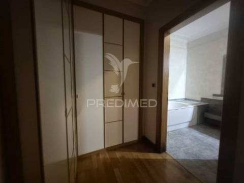 Apartamento t2  no edifício varandas da lezíria (vila franca de xira)