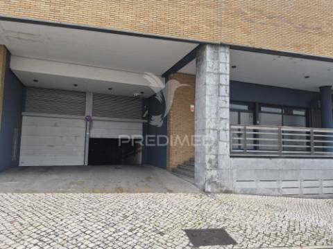 Apartamento t2  no edifício varandas da lezíria (vila franca de xira)