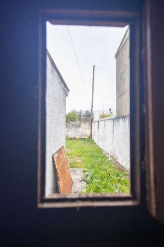 Moradia típica alentejana t2 + t2 com pomar no centro do alandroal com 2.659 m2