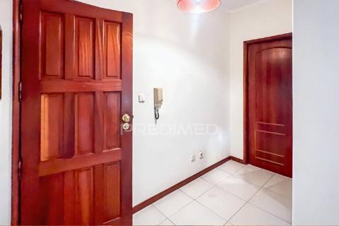 Apartamento t3 | 120 m² | garagem fechada | ferreiros – braga