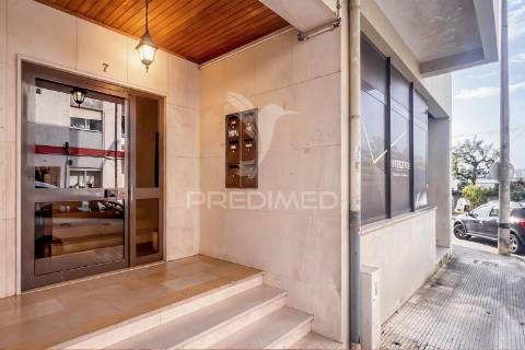 Apartamento t3 | 120 m² | garagem fechada | ferreiros – braga