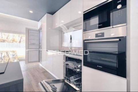 Moradia t3 +1 nova lagoa de albufeira