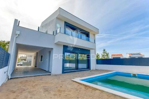 Moradia t3 +1 nova lagoa de albufeira