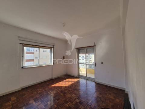 Apartamento t2 rio de mouro, sintra