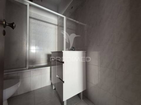 Apartamento t2 rio de mouro, sintra