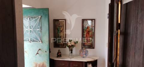 Moradia t2 com quintal