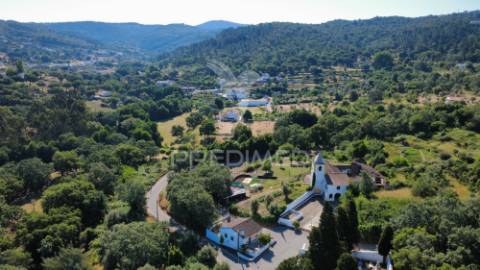 Moradia t2 com quintal
