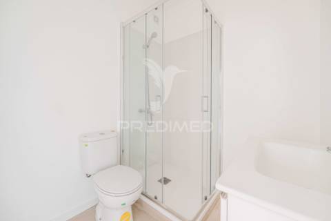 Apartamento t2 | renovado | queluz | arrendamento