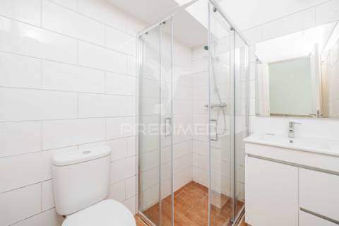 Escritório | renovado | queluz | arrendamento