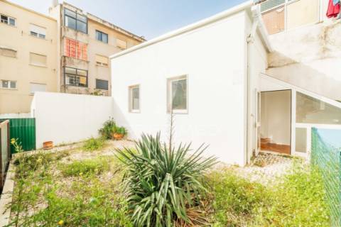 Escritório | renovado | queluz | arrendamento