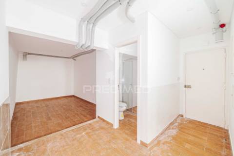 Escritório | renovado | queluz | arrendamento