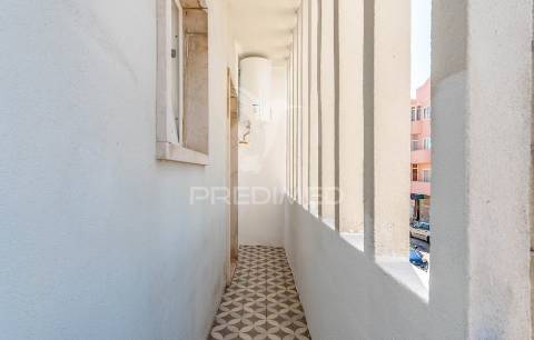 T1 totalmente remodelado centro do feijó