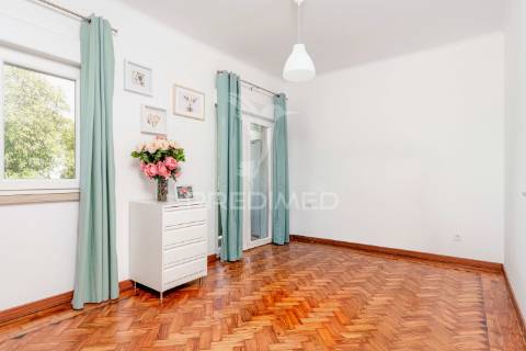 T1 totalmente remodelado centro do feijó