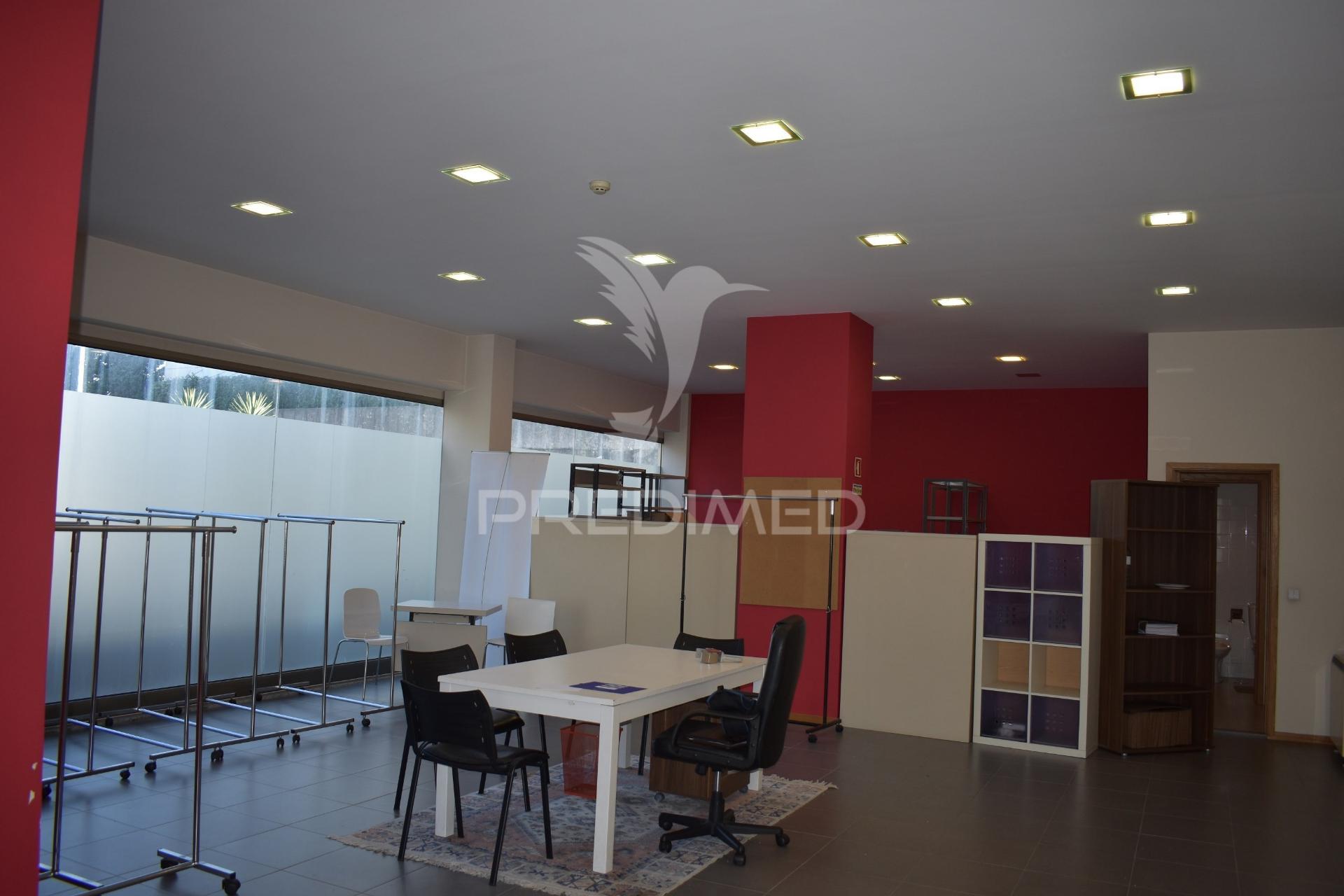 Arrenda-se  loja em matosinhos sul