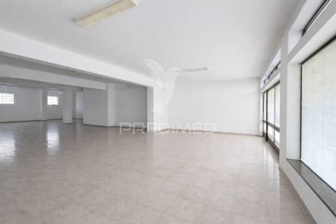 Loja ampla com 150m2 | av. irmã lucia de jesus