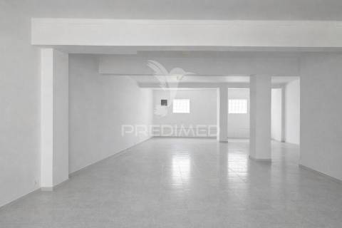 Loja ampla com 150m2 | av. irmã lucia de jesus