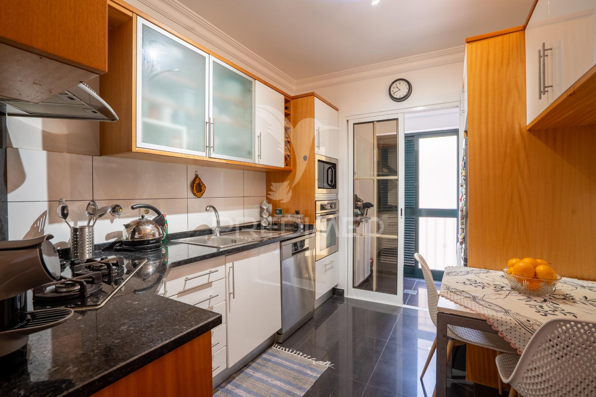 “oportunidade no caniço – t1 com garagem e arrecadação”