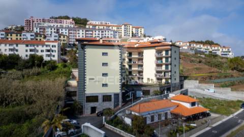 “oportunidade no caniço – t1 com garagem e arrecadação”