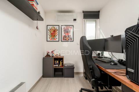 Apartamento t3 miratejo - corroios