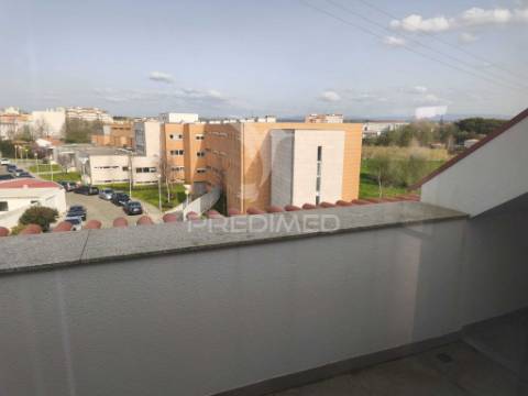 Apartamento novo  t0+1 no centro de ovar