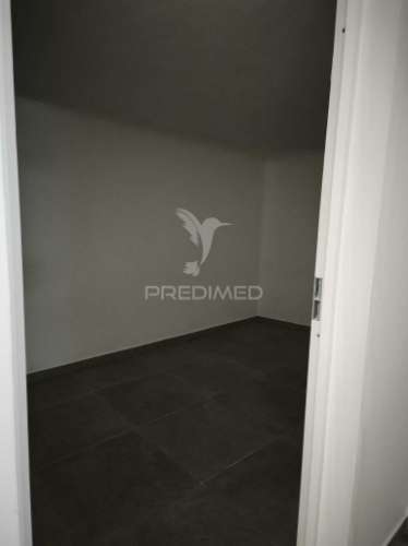 Apartamento novo  t0+1 no centro de ovar