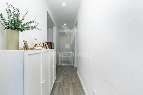 Moradia t4 com piscina em sobral de monte agraço