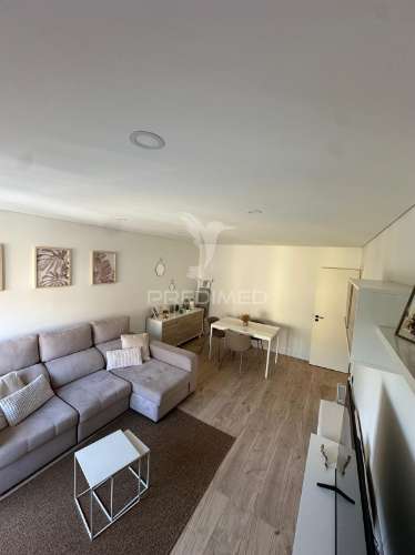 Apartamento t3 remodelado no centro pinhal novo