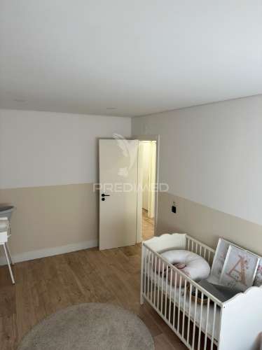 Apartamento t3 remodelado no centro pinhal novo