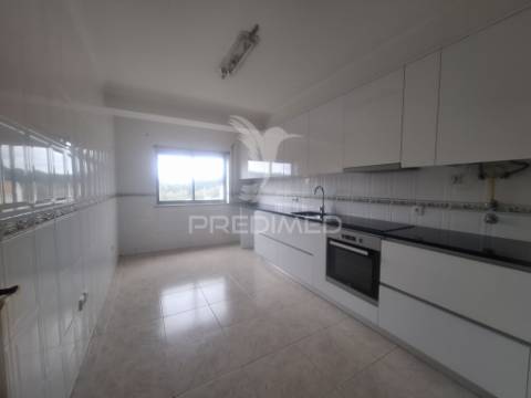 Apartamento  pronto a  habitar.