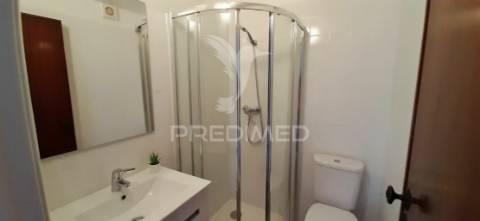 Apartamento t3 remodelado com 2 wc, vista magnífica de rio!